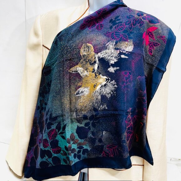 Beautiful Unused Fox Designed  Christian Dior 100% Silk Scarf  Satin 29"x29  (17 - Picture 4 of 9